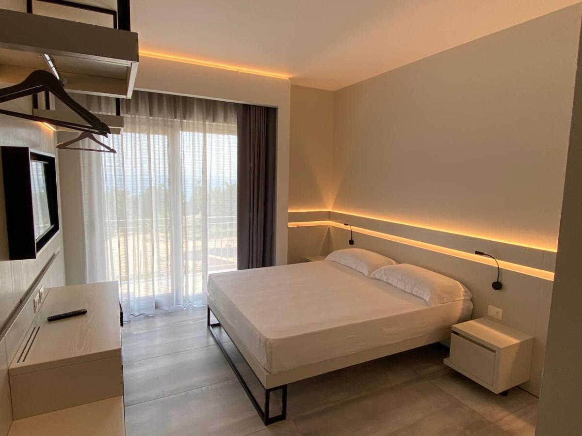 Aether Suites Tropea - Free Private Parking Buitenkant foto