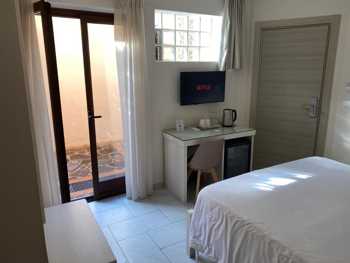 Aether Suites Tropea - Free Private Parking Buitenkant foto