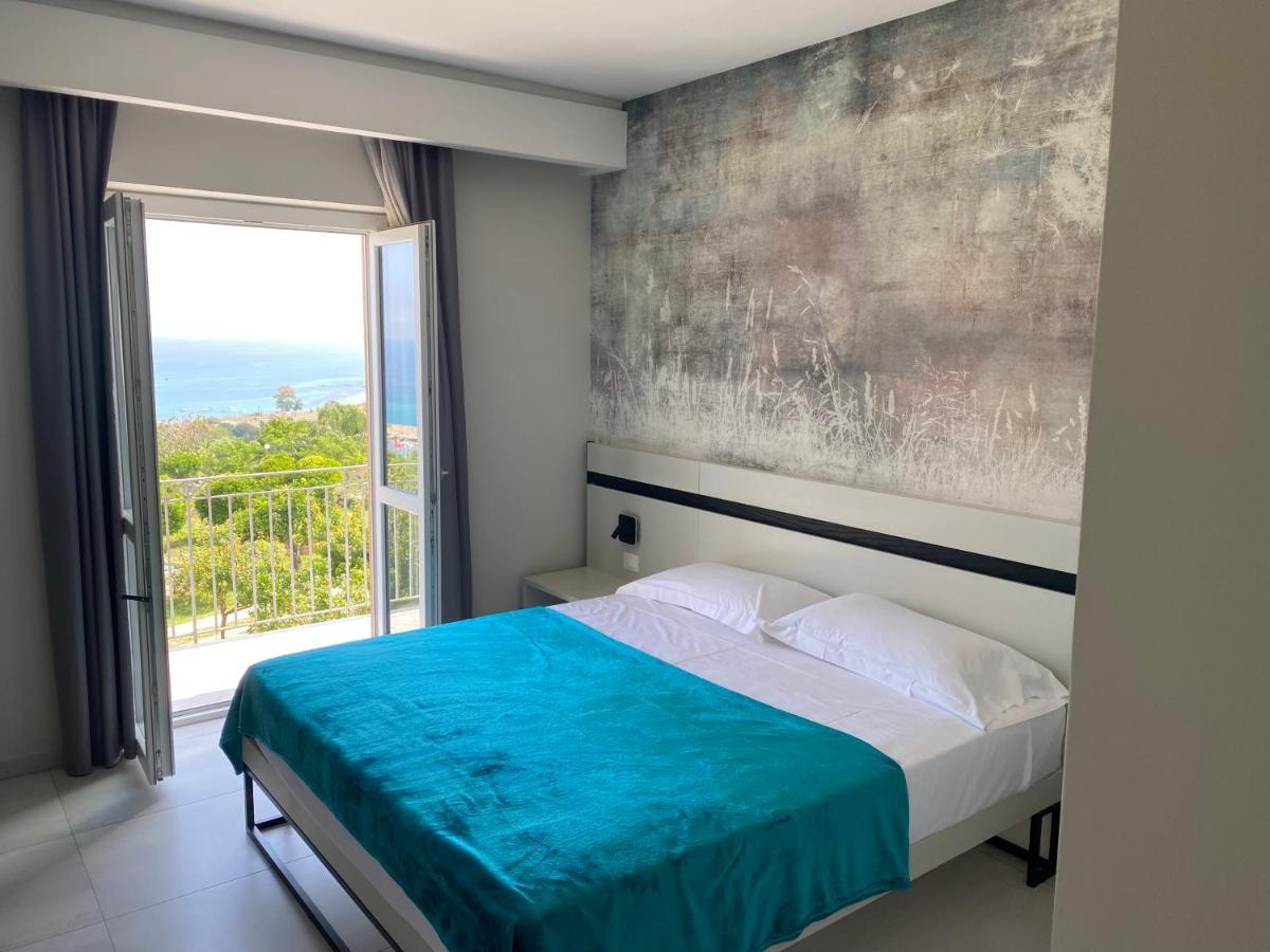 Aether Suites Tropea - Free Private Parking Buitenkant foto