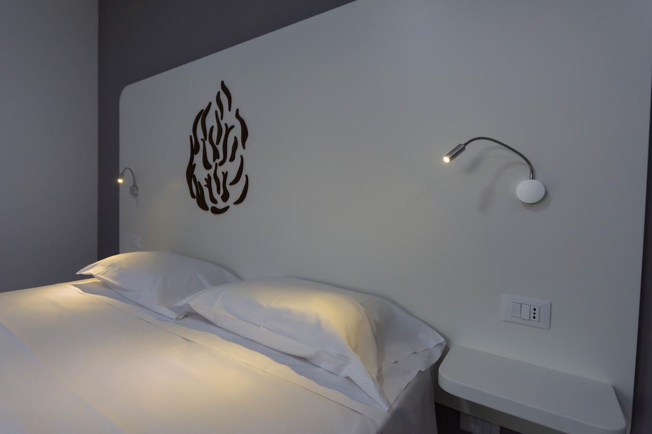 Aether Suites Tropea - Free Private Parking Buitenkant foto