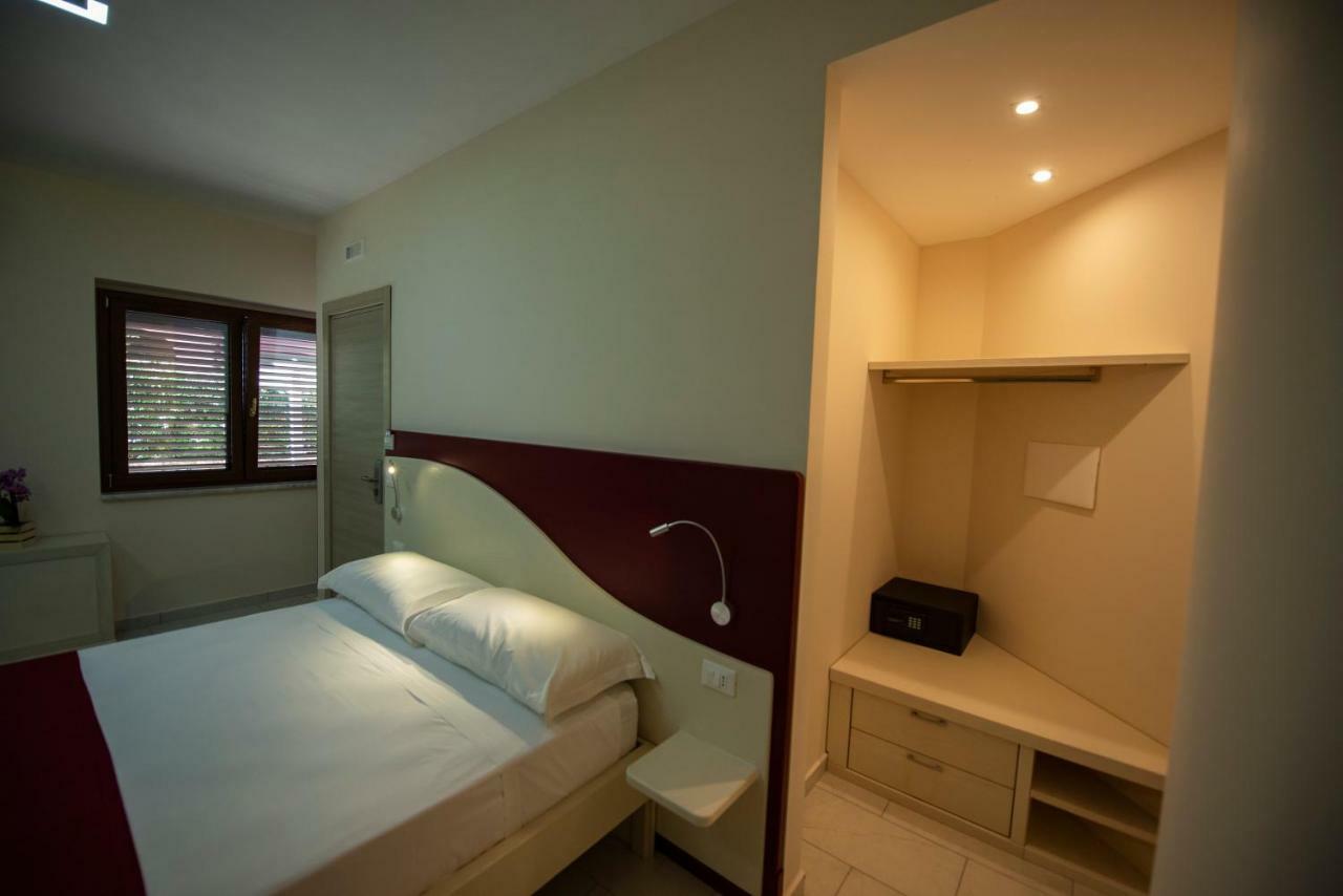 Aether Suites Tropea - Free Private Parking Buitenkant foto