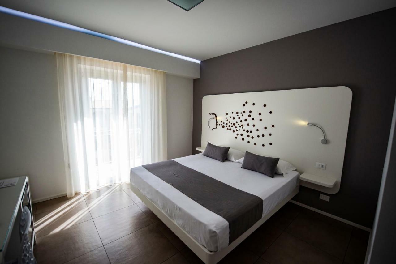 Aether Suites Tropea - Free Private Parking Buitenkant foto